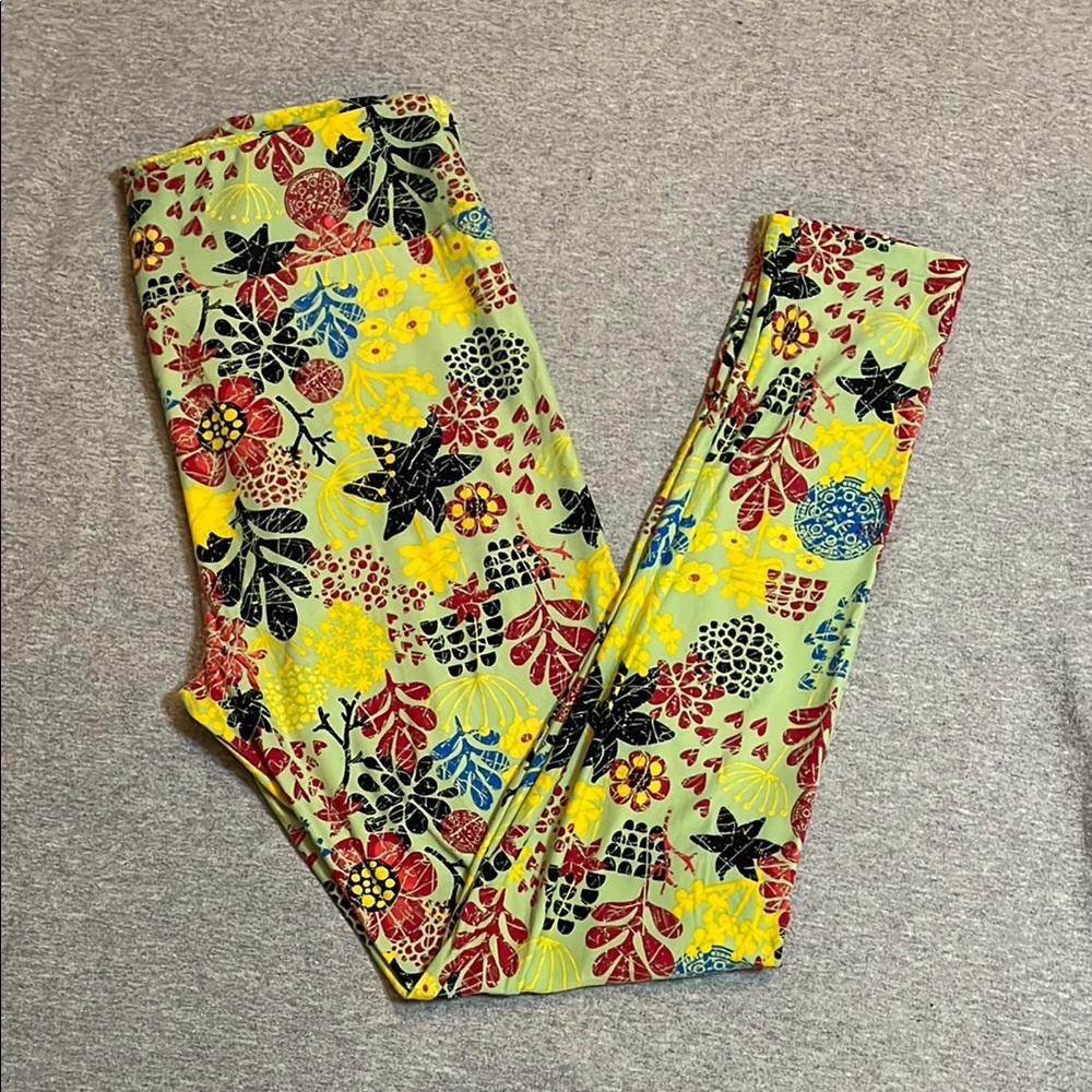 LuLaRoe Green and Red Leggings Vibrant Stretchy Pants